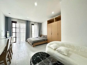 cho thuê căn hộ ban công 36m2 lê văn duyệt, bình thạnh gần chợ bà chiểu, cầu bông, q1, chợ tân định