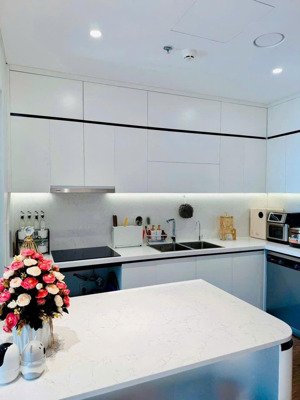 hàng hiếm! chính chủ cần bán gấp căn 38m2 1pn toà ecohome, full nội thất, giá 2,6tỷ. lh 