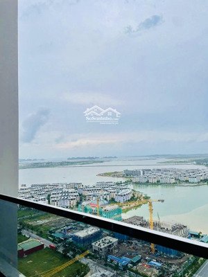 cực sốc. studio view đảo tuần châu icon 40 | full nội thất | giá hiếm