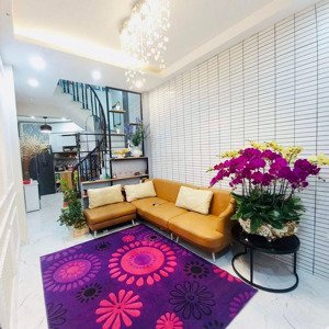 bán nhà 5 tầng hồ lâm du, bồ đề, long biên. thiết kế đẹp, gần cầu chương dương, vài phút sang phố