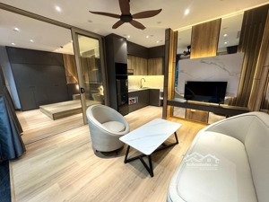 chính chủ cho thuê phòng 1 ngủ 1 khách tại 39 trung kính