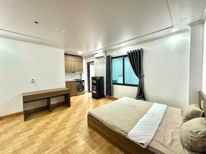 xem là chốt - studio 5tr5 - ô tô tải đỗ cửa - ngõ 2 đại lộ thăng long