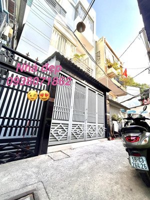 bán nhà đẹp xịn, 50 m ra mt tôn đản, trước nhà rộng 3.5m, lưu thông vĩnh khánh, hoàng diệu.