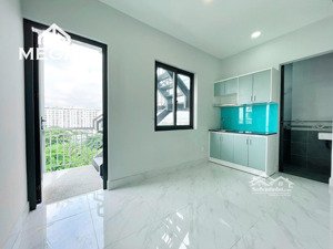 studio ban công nội thất cơ bản có thang máy ngay mặt tiền nguyễn xí gần cầu đỏ