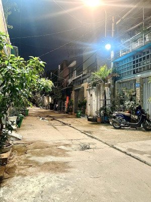 đất hiếm long thạn mỹ nở hậu tài lộc hẻm 7m ô tô _ đường 21 _ 3.9 tỷ_ 68m2_