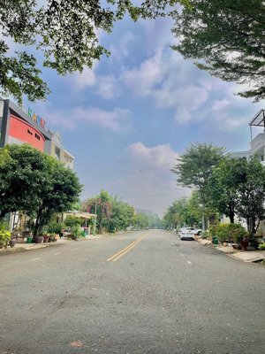 bán nhà riêng, kdc nam long, 11,9 tỷ, 90m2, hàng hiếm tại quận 9, hcm