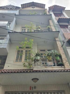 Mặt Tiền VIP Ngay Trương Sơn Khu Sân Bay Phường 4, Tân Bình, 60m2, Nhà nát. Chỉ 10.3 tỷ TL