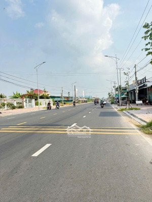 bán đất đường tôn đức thắng (tiến thành cũ), 4,5 tỷ, 158m2, view đẹp, pháp lý đầy đủ, vĩnh long