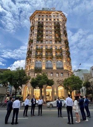 bán tòa nhà mt nguyễn thị minh khai - dt: 12.5x41m. cn: 481.7m2 - 3 hầm + 13 tầng - giá bán: 210 tỷ