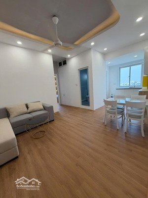 bán gấp cc mới vào ở liền trước tết 2pn, 2wc, 60m2 tại ngô gia tự, p.3, q.10, tp.hcm, giá 3,85 tỷ