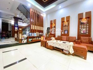 nguyễn hữu tiến, tân phú: 4 tầng, dt 5x14, đủ lộ giới, đường 10m, lh 