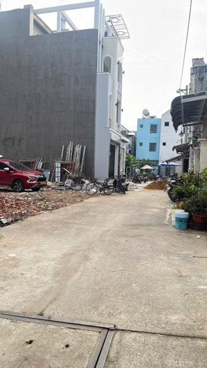 đất 1/ bờ kênh tl29 4x18 giá 4tỷ350