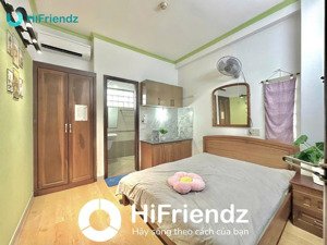 cho thuê phòng studio sẵn nội thất - thang máy - đối diện công viên hoàng văn thụ