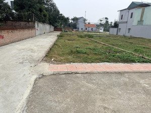 nhỉnh 4 tỷ lô đất 2 mặt thoáng sát đường đôi nhà máy in tiền qg dt:112,2m fullthổ cư;giá 4,4tỷ