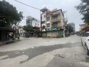 hàng xóm chung cư intracom - 10m ra đến trục kinh doanh sầm uất - di chuyển cầu nhật tân 2 phút