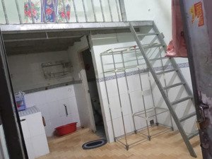cho thuê phòng trọ ngay mặt tiền nguyễn thị thoi có hẻm vào phòng 1.5 tr tháng lh 