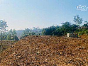 cần bán lô đất 1974m2 vị trí đẹp tại hòa sơn lương sơn hòa bình, rất phù hợp làm homestay, farm