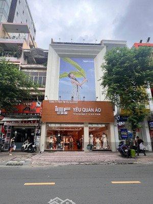 đầu tư lời 20% - mặt tiền sư vạn hạnh, quận 10 - dt: 5x20m - 3 tầng - hđt: 120 triệu - giá: 45 tỷ