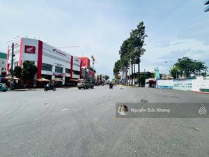 bán nhà 2 tầng mặt tiền kinh doanh tô vĩnh diện ngay vincom thủ đức và chợ bắc ninh sẵn dòng tiền