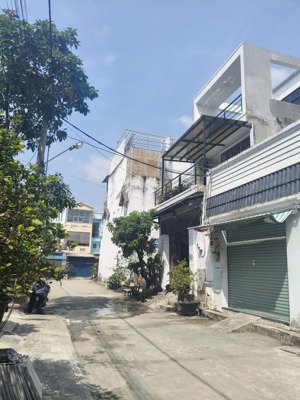 bán nhà cấp 4 đường tx40, phường thạnh xuân, q12, 80m(5,1x16). hẻm 10m. dòng tiền 5tr/th