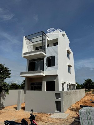 cơ hội đầu tư đất para grus 120m², hướng đông bắc, đường 20m, công viên sau nhà, sát biển