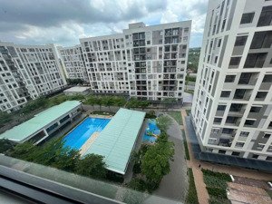 chủ cần tiền bán gấp căn hộ ehome 51m2 nhà mới 100% chưa qua sử dụng giá 1.15 tỷ, xem nhà 24/7