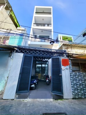 cho gặp chủ, bán nhà 5 tầng hẻm xe hơi đường cách mạng tháng tám quận 10. ngang 4,2x16m. giá 12 tỷ