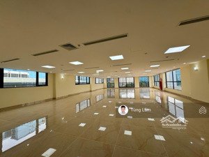 văn phòng hạng b, 180m2 tại cầu giấy chỉ với 22tr/tháng