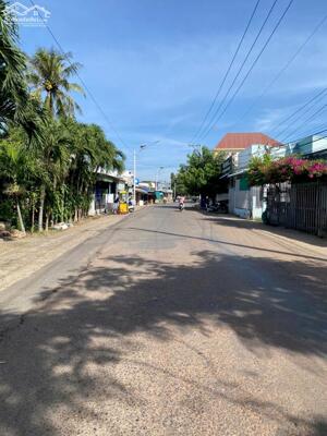 Nhiều Đất mặt tiền đường Phan Huy Ích-Thôn Ung Chiếm-P.Hàm Thắng-Lâm Đồng