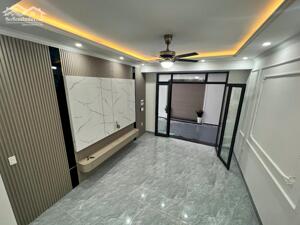 Bán nhà 3 tầng 42m2 trong ngõ Hùng Vương, Hồng Bàng Giá chỉ 2,5xtỷ Lh 0979087664