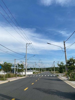 bán đất dự án central point giá 2 tỷ 2 dt 100m2 kdc nam long, bến cát, tphcm. full thổ cư. shr