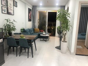 cần bán căn góc cao ốc ngô gia tự q. 10 lầu trung. dt 60m2 2p 2wc. sh. giá 3,1 tỷ. 