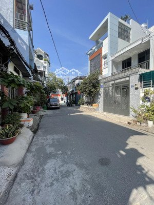 bán đất tặng nhà ngay quang trung , 68m2 4x17m , nhỉnh 4 tỷ