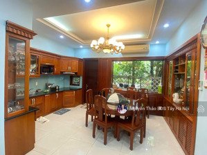 bán liền kề splendora 103m2, nhà hoàn thiện đẹp, sân vườn rộng sau nhà, sổ đỏ cất két, giá 24,x tỷ