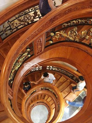 biệt thự siêu đẹp phường thảo điền - 796m2 sàn - đá cẩm thạch từ ý, gỗ cẩm lai - hầm 4 tầng - 76 tỷ