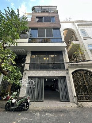 villa full nội th cao cấp nguyễn trọng tuyển | gần sân bay | không gian riêng tư, an ninh tuyệt đối