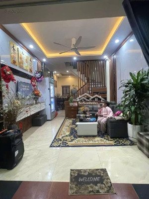 8,82 tỷ- gần bạch mai- ngõ nông, an ninh tốt-41m