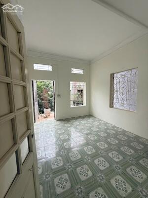 CHO THUÊ! Nhà Mặt Ngõ Võ Chí Công, Cầu Giấy 52m2x4T, 12 tr/th, Sân Để Xe, Ô Tô đỗ, KD