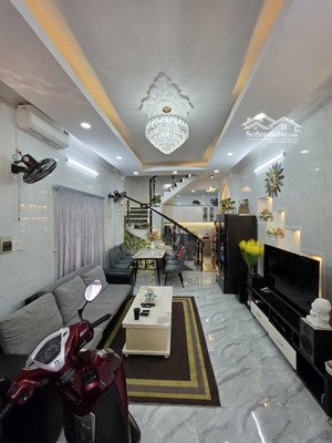 bán gấp nhà bình thới, ngay vòng xoay lê đại hành, hxh 40m 4 x 10, 5 tầng 3pn 4wc, 8,29 tỷ