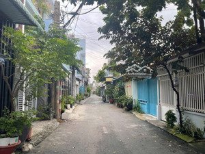 cần bán căn nhà trước tết duy nhất chỉ 1 căn ngay trung tâm tăng nhơn phú a giá chỉ 4 đồng 5