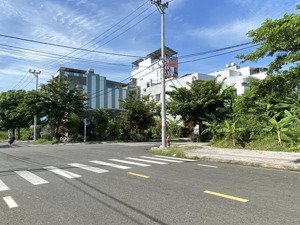 cần bán đất biệt thự đường lê sỹ ( dt : 318 m2 , đông bắc ) - hoà xuân , đà nẵng .