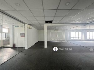 mbkd lương đình của từ 45m2 giá 16 triệu. lh em đạt hỗ trợ coi thực tế mặt bằng này