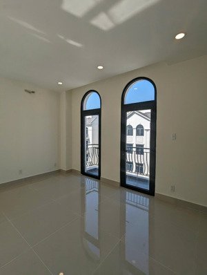 bán căn liền kề the manhattan 84m2 giá 18.5 tỷ