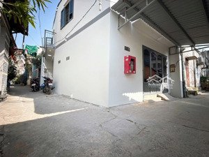 bán căn nhà góc 2mt hẻm đường số 3 gần lê văn việt tăng nhơn phú b q9 cũ