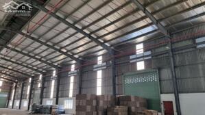 Cho thuê kho xưởng cụm CN Tân Quang, Văn Lâm, Hưng Yên dt 2000m2 báo cháy tự động