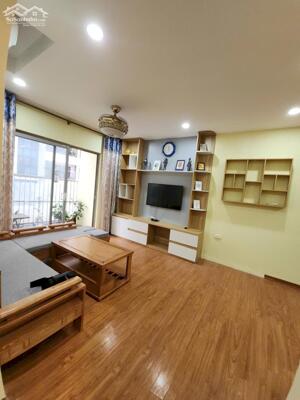 cho thuê căn hộ chung cư 304 Hồ Tùng Mậu, 75m, 2 phòng ngủ, đủ đồ 13 triệu