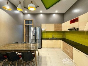 nhà đẹp 3 tầng hẻm thông song hành- trường chinh- 105 m2 chỉ 6.3 tỷ