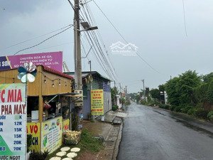 đất thổ cư chính chủ cần bán. gần ngay chợ sông thao và trường học ủy ban sông thao. đất 2 mặt tiền