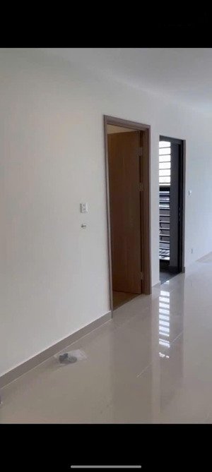 bán nhanh căn s9.02 tầng 18 2pn 2w loai 67m2 hướng tây bắc