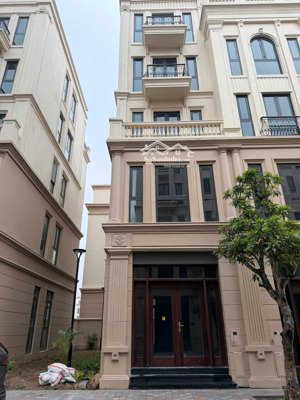 chính chủ bán căn xẻ khe 63m tinh hoa hiếm hoi trên thị trường 23ty